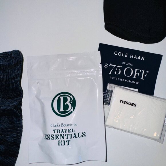 American Airlines Business Class Amenity Kit with Leather Zipper Pouch - Picture 5 of 6